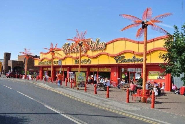 Pet Friendly Holiday Home On Golden Palm Skegness Kültér fotó