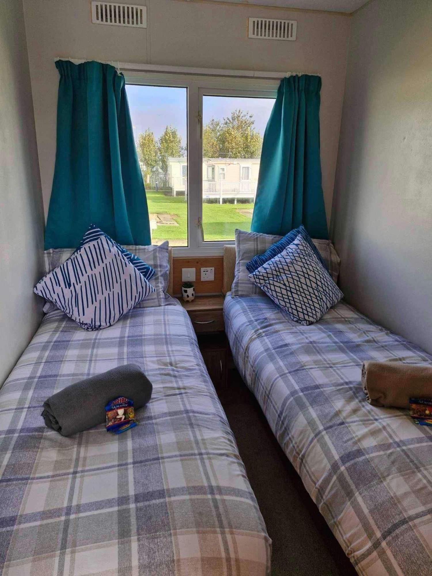 Pet Friendly Holiday Home On Golden Palm Skegness Kültér fotó